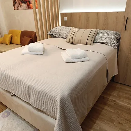 Square - Centar Apartman *